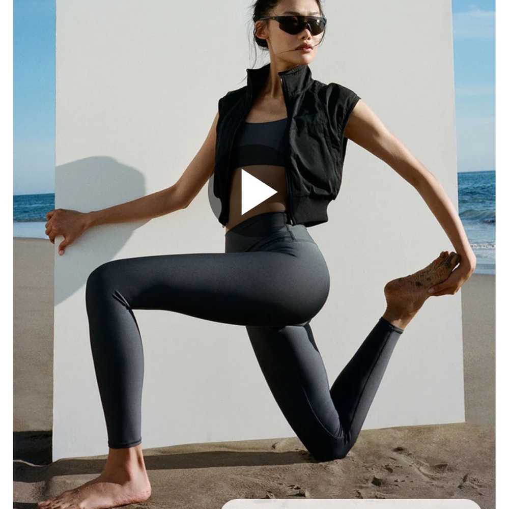 Airlift leggings also